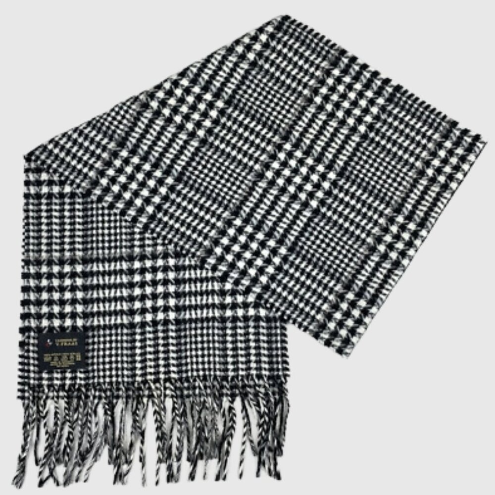 Cashmink by V. Fraas Houndstooth Scarf - Black & White